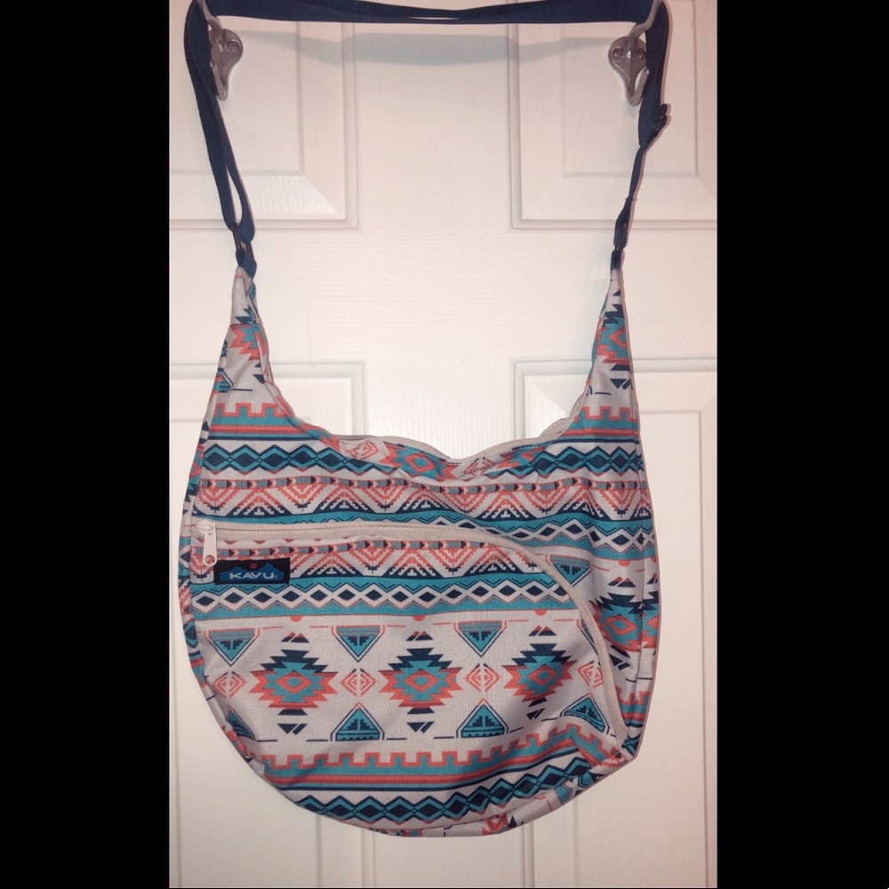 Kavu Sydney Satchel bag in Horizon Range print